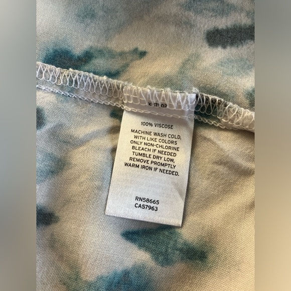 BP tie dye short sleeve button down, 100% viscose, soft and breathable - Picture 6 of 6